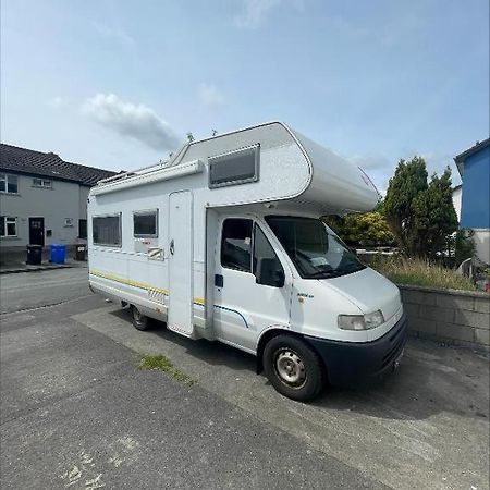 The Cosy Camper At Rockfield Park Hotel Galway Kültér fotó
