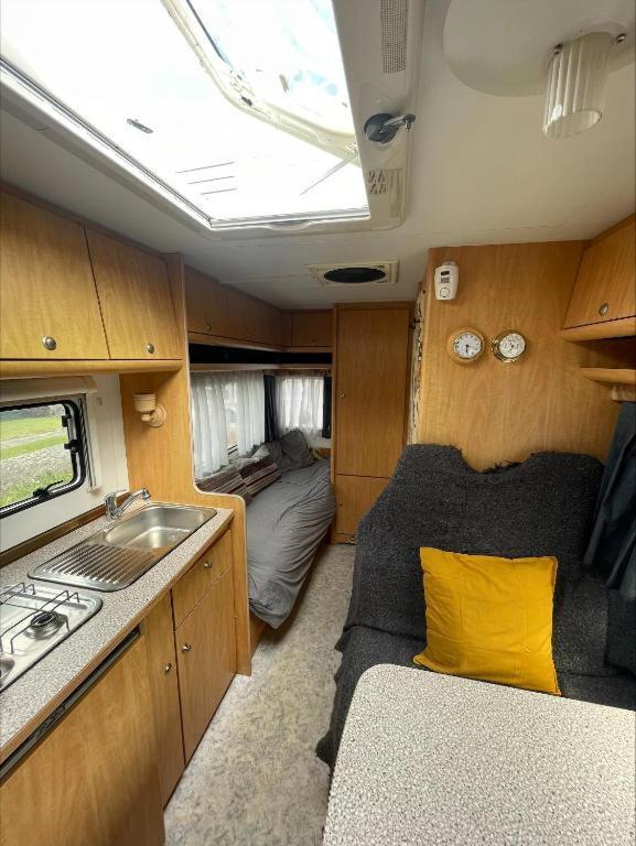 The Cosy Camper At Rockfield Park Hotel Galway Kültér fotó